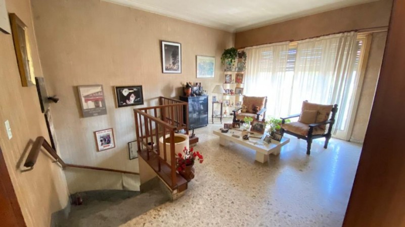 VENTA PH EN BERNAL OESTE!!. VIEJO BUENO N°451