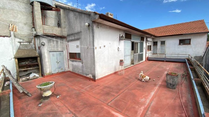 VENTA PH EN BERNAL OESTE!!. VIEJO BUENO N°451