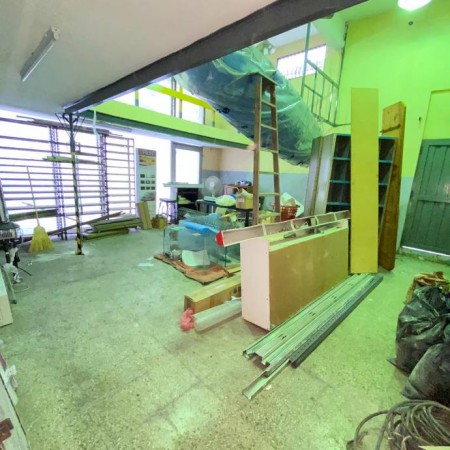 VENTAL LOCAL COMERCIAL. MONTEVIDEO N°992 BERNAL OESTE