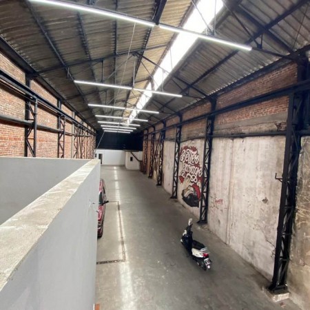EXCELENTE GALPÓN EN VENTA EN QUILMES OESTE.