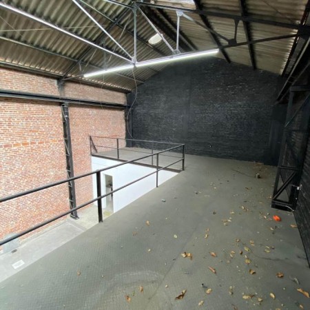 EXCELENTE GALPÓN EN VENTA EN QUILMES OESTE.