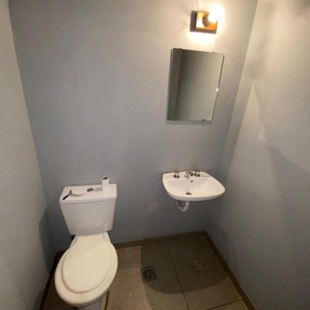 EXCELENTE GALPÓN EN VENTA EN QUILMES OESTE.