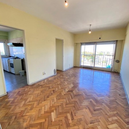 DEPARTAMENTO EN VENTA EN BERNAL.