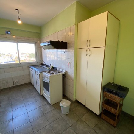 DEPARTAMENTO EN VENTA EN BERNAL.