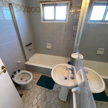 DEPARTAMENTO EN VENTA EN BERNAL.