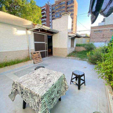 CASA EN VENTA EN QUILMES CENTRO