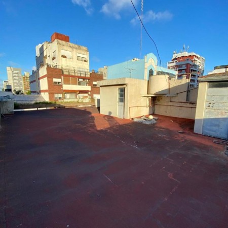 CASA EN VENTA EN QUILMES CENTRO