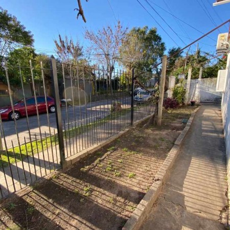 VENTA CASA 3 AMB. OPORTUNIDAD. EZPELETA