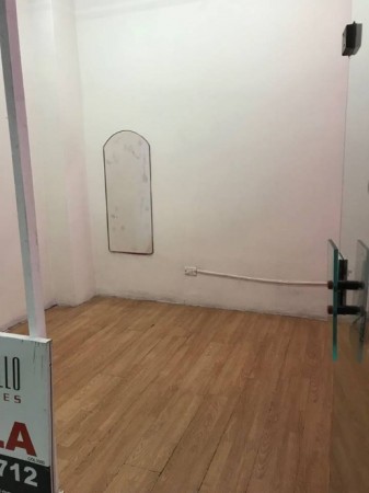 VENTA LOCAL EN GALERIA LA FRANCESA. QUILMES CENTRO