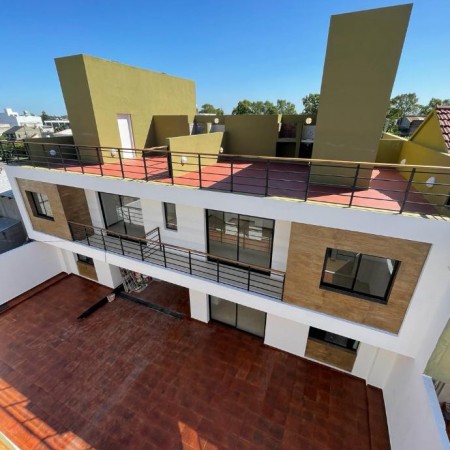 VENTA DPTO 2 AMBIENTES CON COCHERA A ESTRENAR!! QUILMES OESTE!!