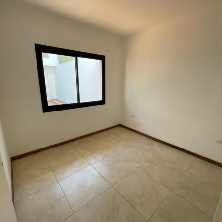 VENTA DPTO 2 AMBIENTES CON COCHERA A ESTRENAR!! QUILMES OESTE!!