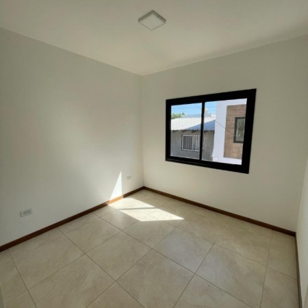 VENTA DPTO. 2 AMBIENTES CON BALCON Y TERRAZA ESTRENAR!! QUILMES OESTE