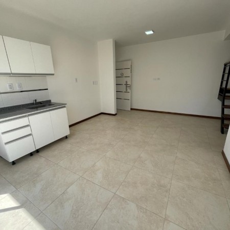 VENTA DPTO. 2 AMBIENTES CON BALCON Y TERRAZA ESTRENAR!! QUILMES OESTE