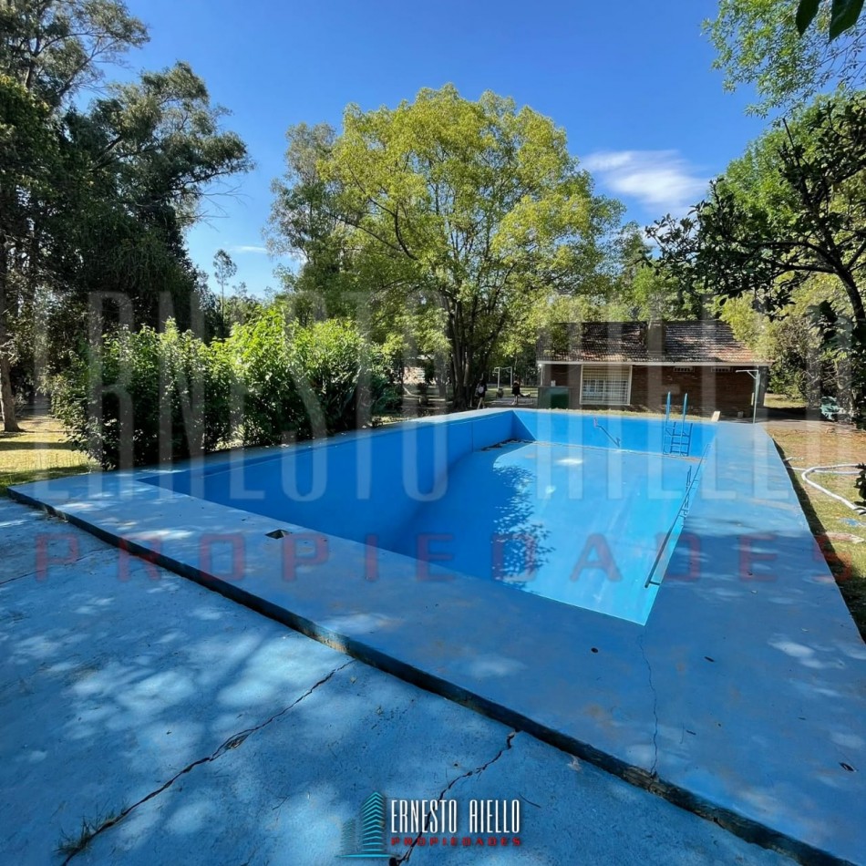 VENTA HERMOSA CASA QUINTA, 2700 MTS2 EN EL PATO.