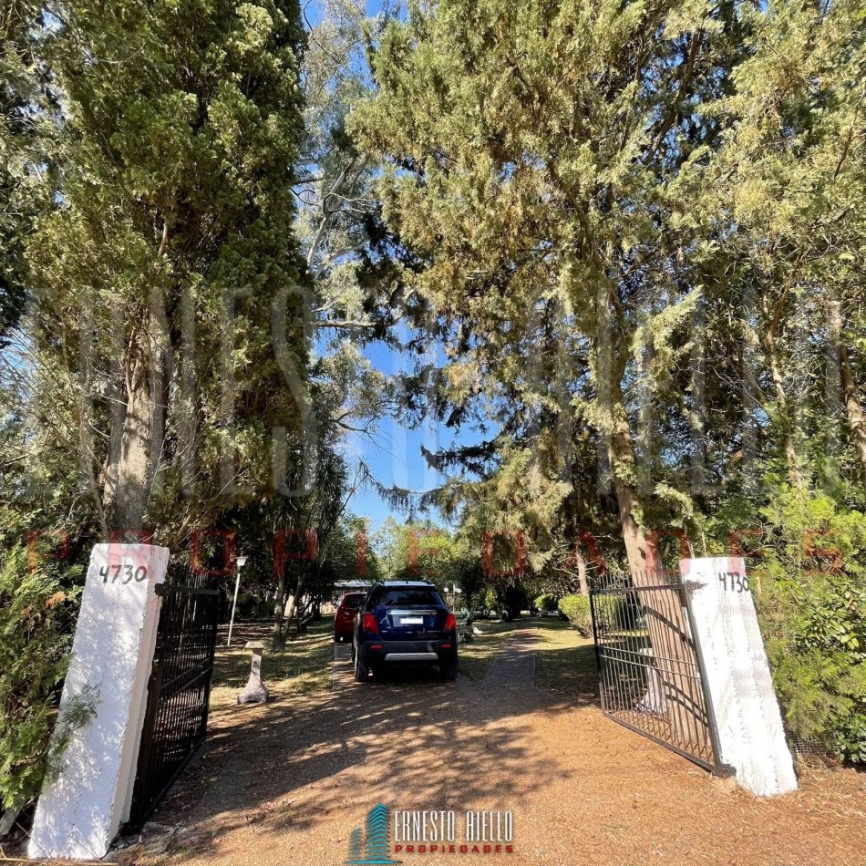 VENTA HERMOSA CASA QUINTA, 2700 MTS2 EN EL PATO.