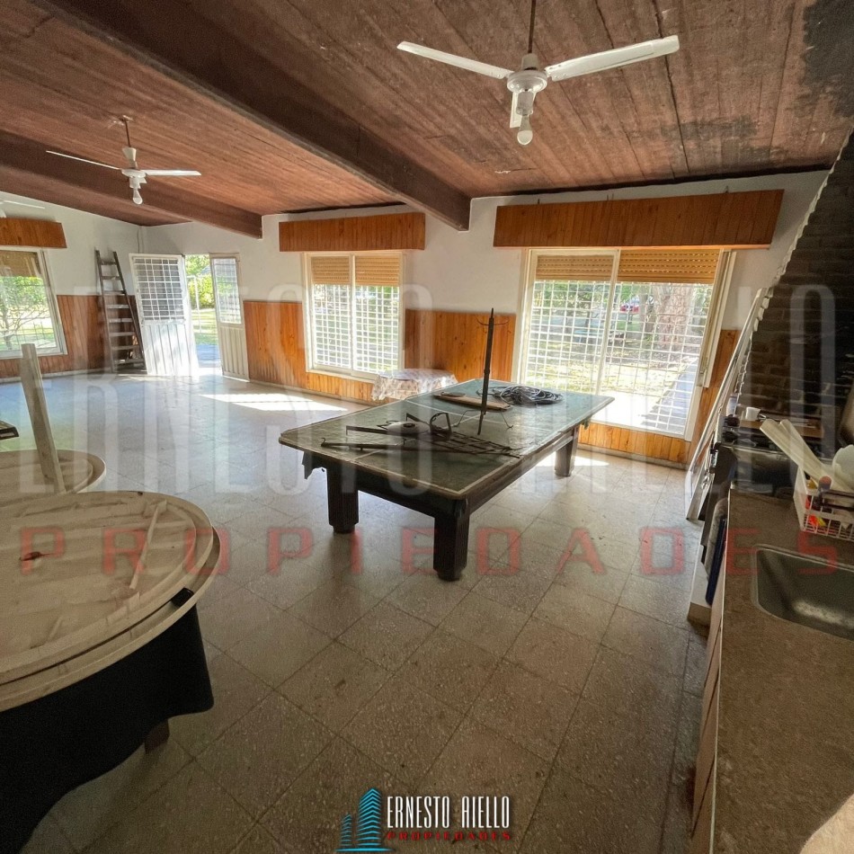 VENTA HERMOSA CASA QUINTA, 2700 MTS2 EN EL PATO.