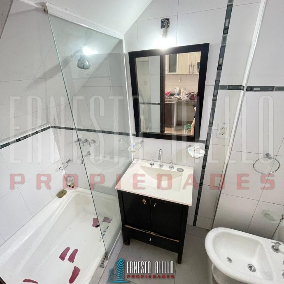 VENTA HERMOSO LOFT 2 AMBIENTES, QUILMES CENTRO. 