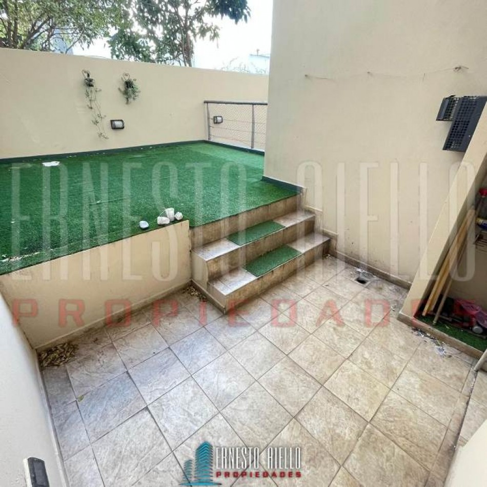 VENTA HERMOSO LOFT 2 AMBIENTES, QUILMES CENTRO. 