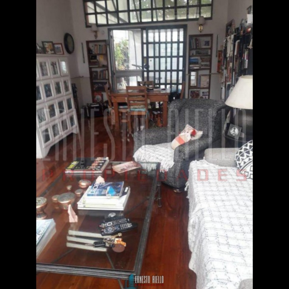 VENTA COMODA CASA 3 AMBIENTES EN LOS ROBLES AL 100. DON BOSCO