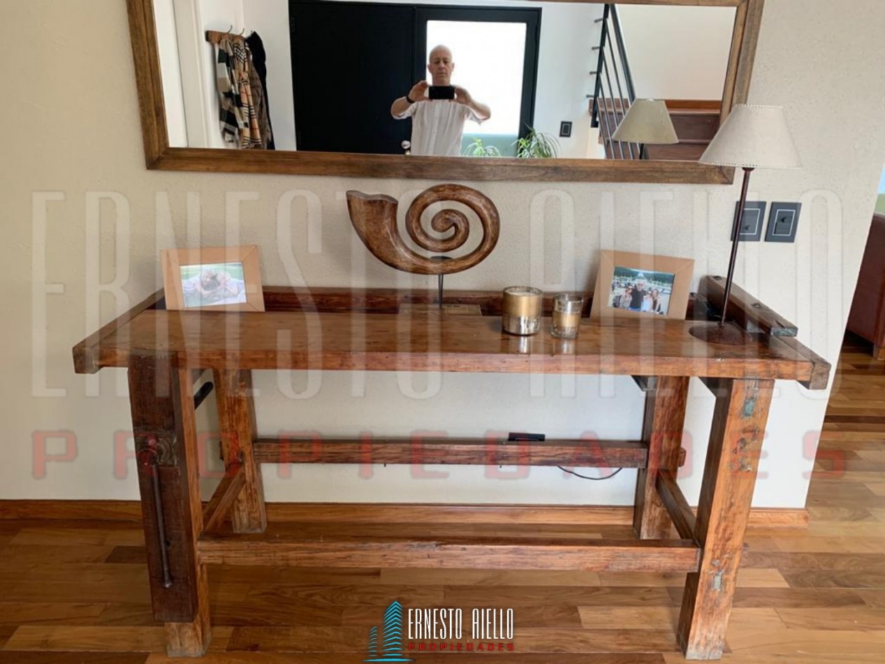 VENTA HERMOSA CASA 5 AMBIENTES EN ABRIL CLUB DE CAMPO, HUDSON. 