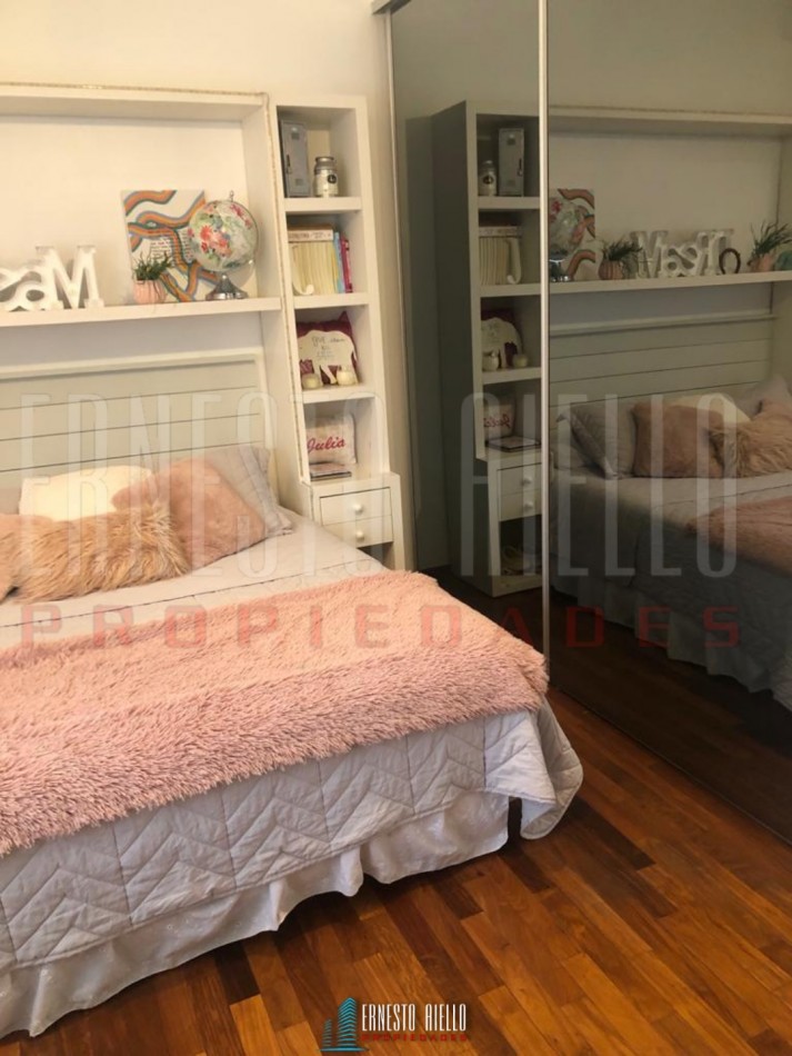 VENTA HERMOSA CASA 5 AMBIENTES EN ABRIL CLUB DE CAMPO, HUDSON. 