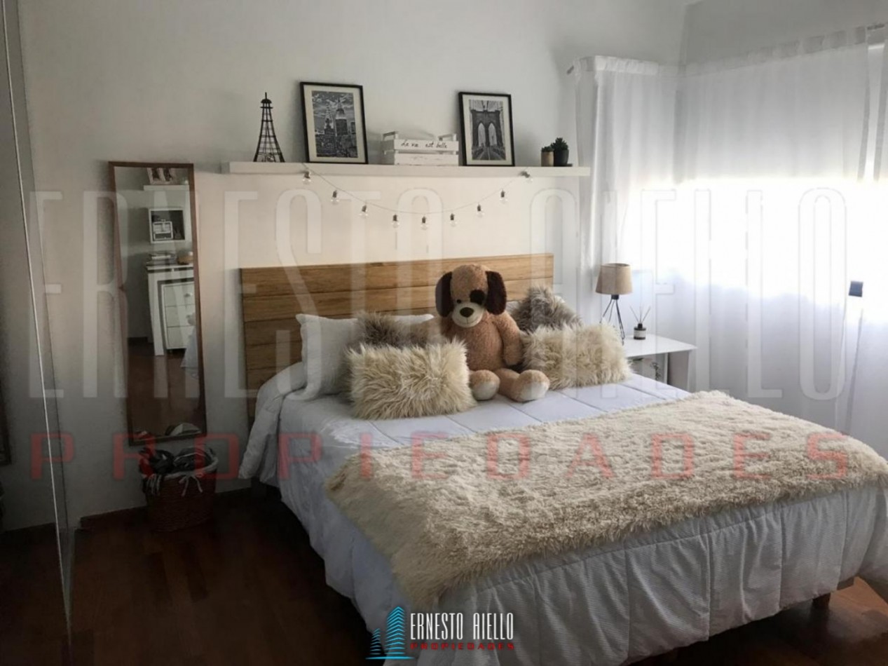 VENTA HERMOSA CASA 5 AMBIENTES EN ABRIL CLUB DE CAMPO, HUDSON. 