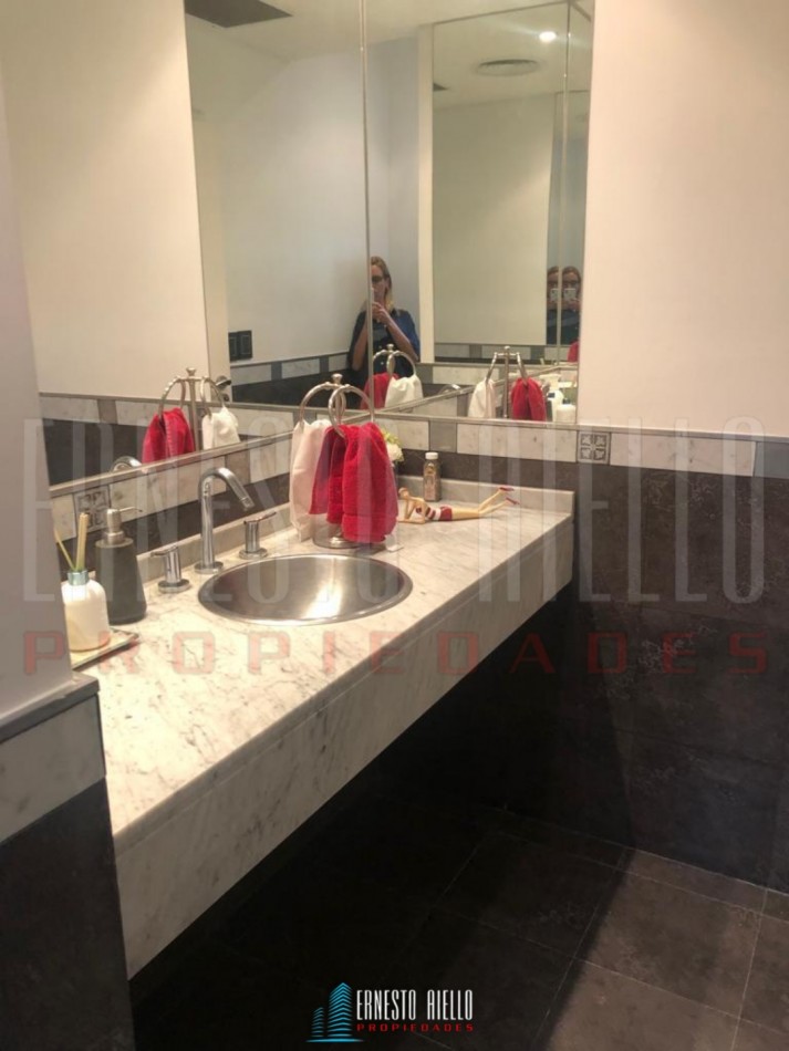 VENTA HERMOSA CASA 5 AMBIENTES EN ABRIL CLUB DE CAMPO, HUDSON. 