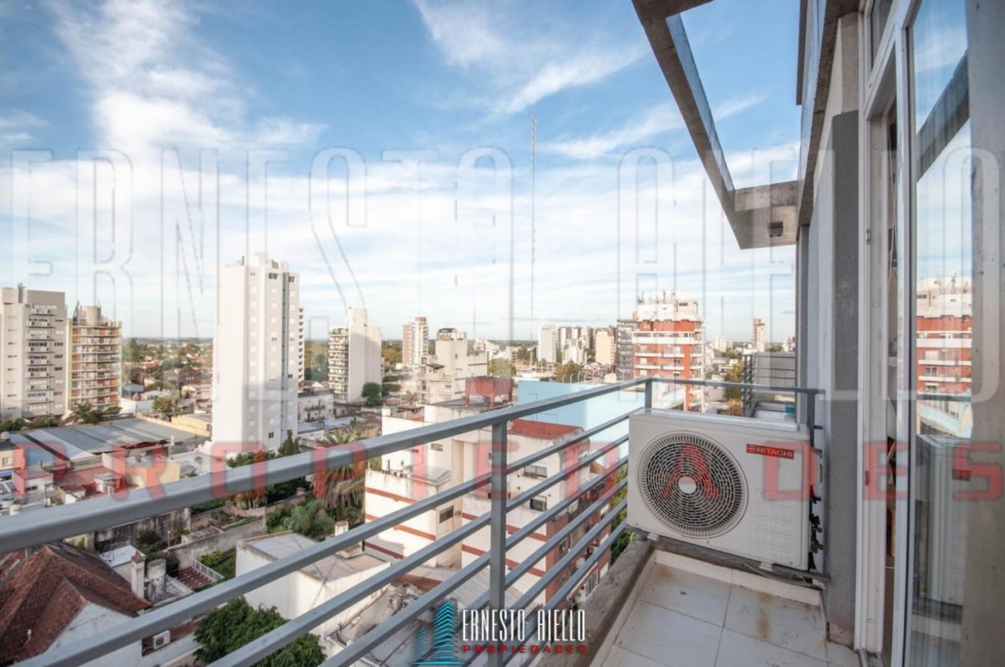 VENTA MONOAMBIENTE DIVISIBLE, QUILMES CENTRO. 