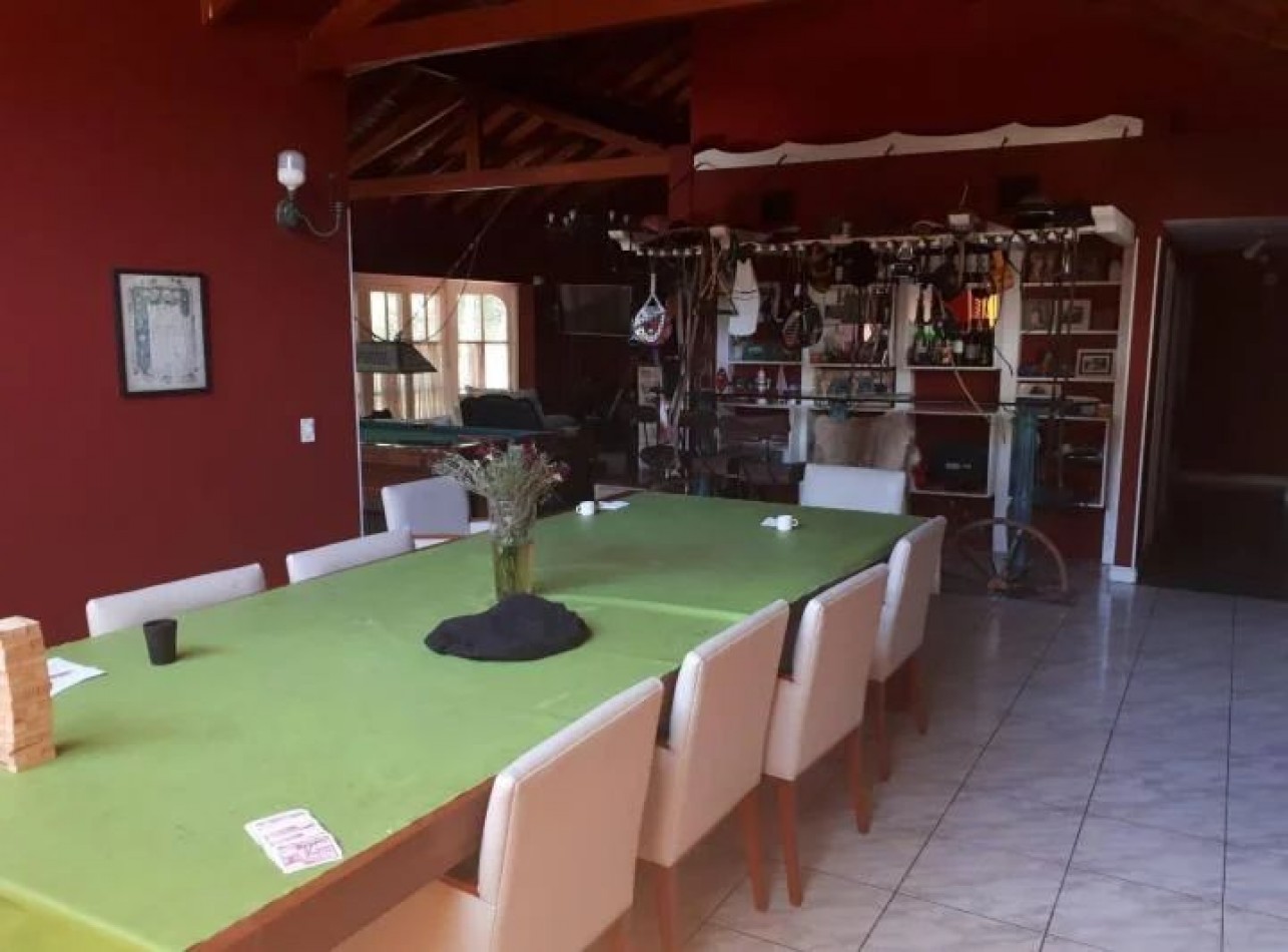 VENTA CASA DE 9 AMBIENTES IDEAL EVENTOS, GASTRONOMIA O USO PROFESIONAL, RANELAGH. 