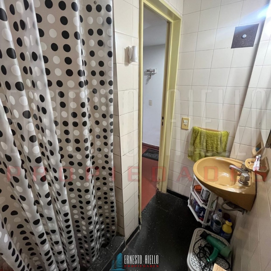 VENTA DEPARTAMENTO MONOAMBIENTE DIVIDIDO, APTO PROFESIONAL. QUILMES CENTRO