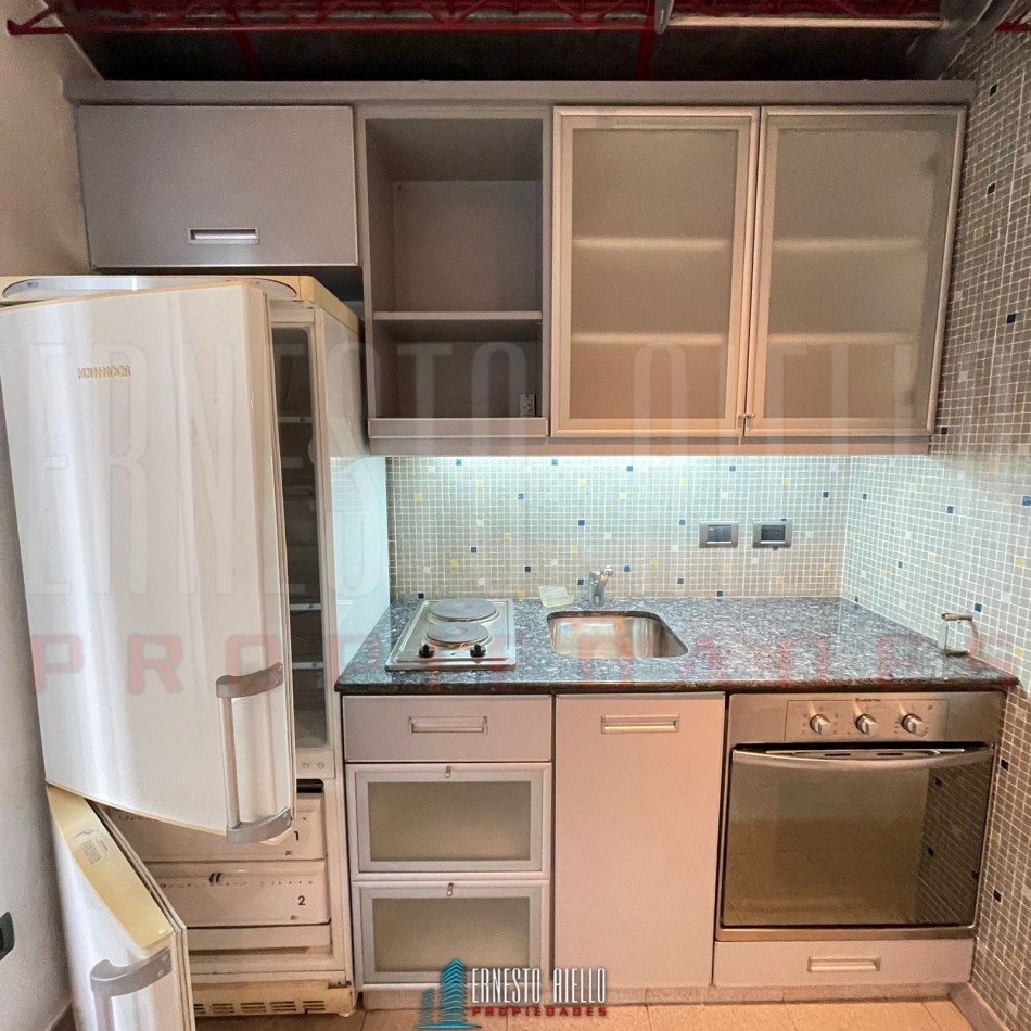 ALQUILER EXCELENTE GALPON/GARAGE UNIDAD FUNCIONAL EN PLANTA BAJA, QUILMES OESTE. 