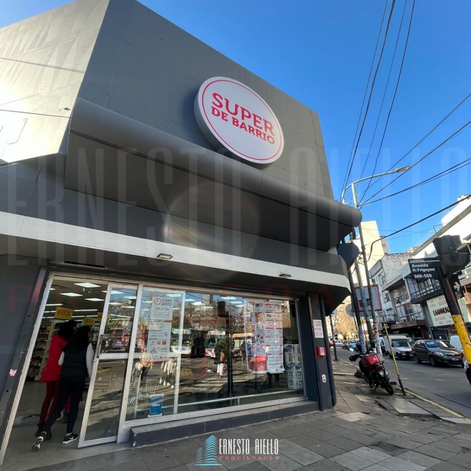 VENTA IMPONENTE LOCAL DE 1680 M2 APROX, QUILMES CENTRO.