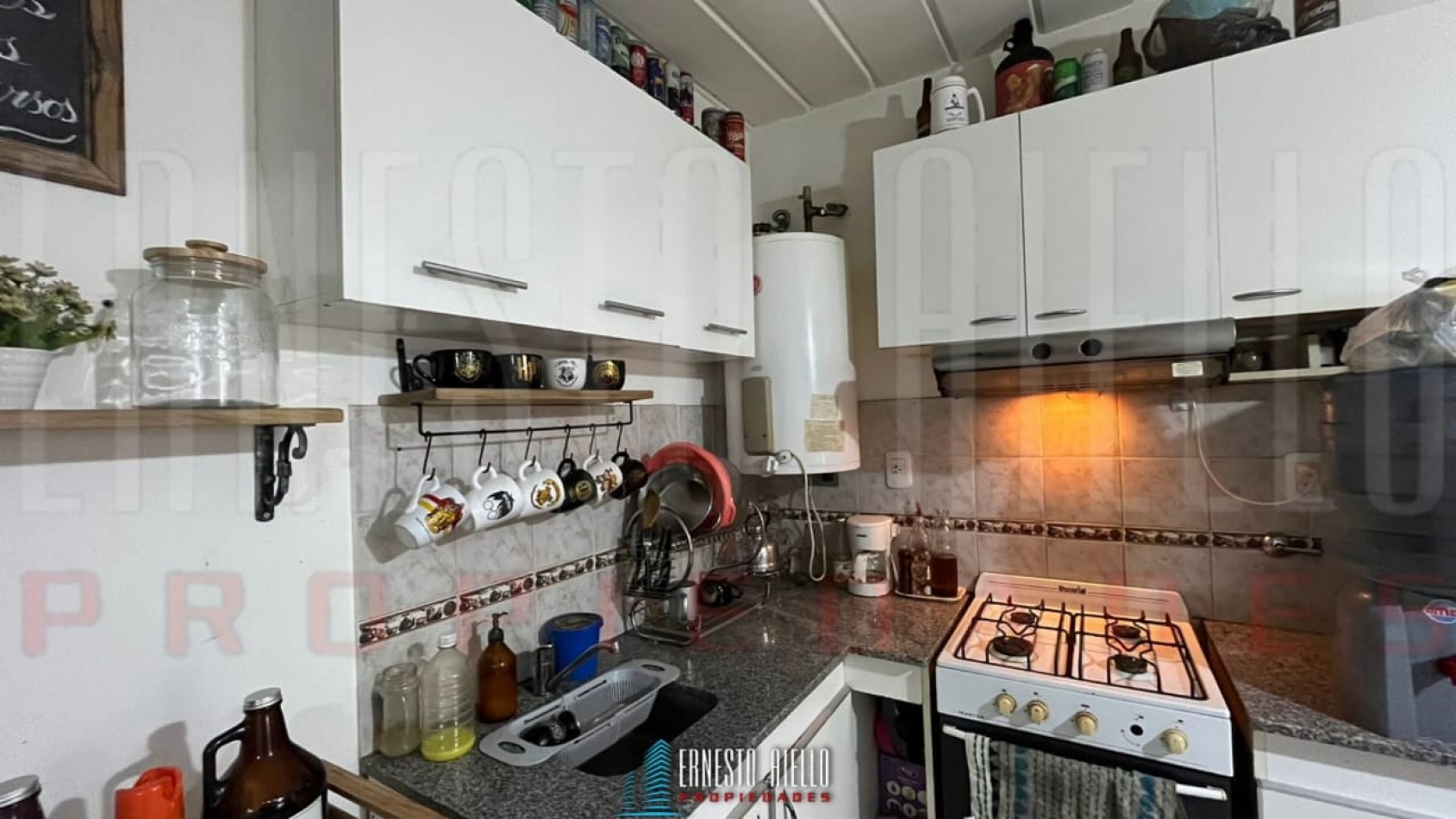 VENTA DEPARTAMENTO 2 AMBIENTES CON COCHERA EN COMPLEJO DORREGO, QUILMES.