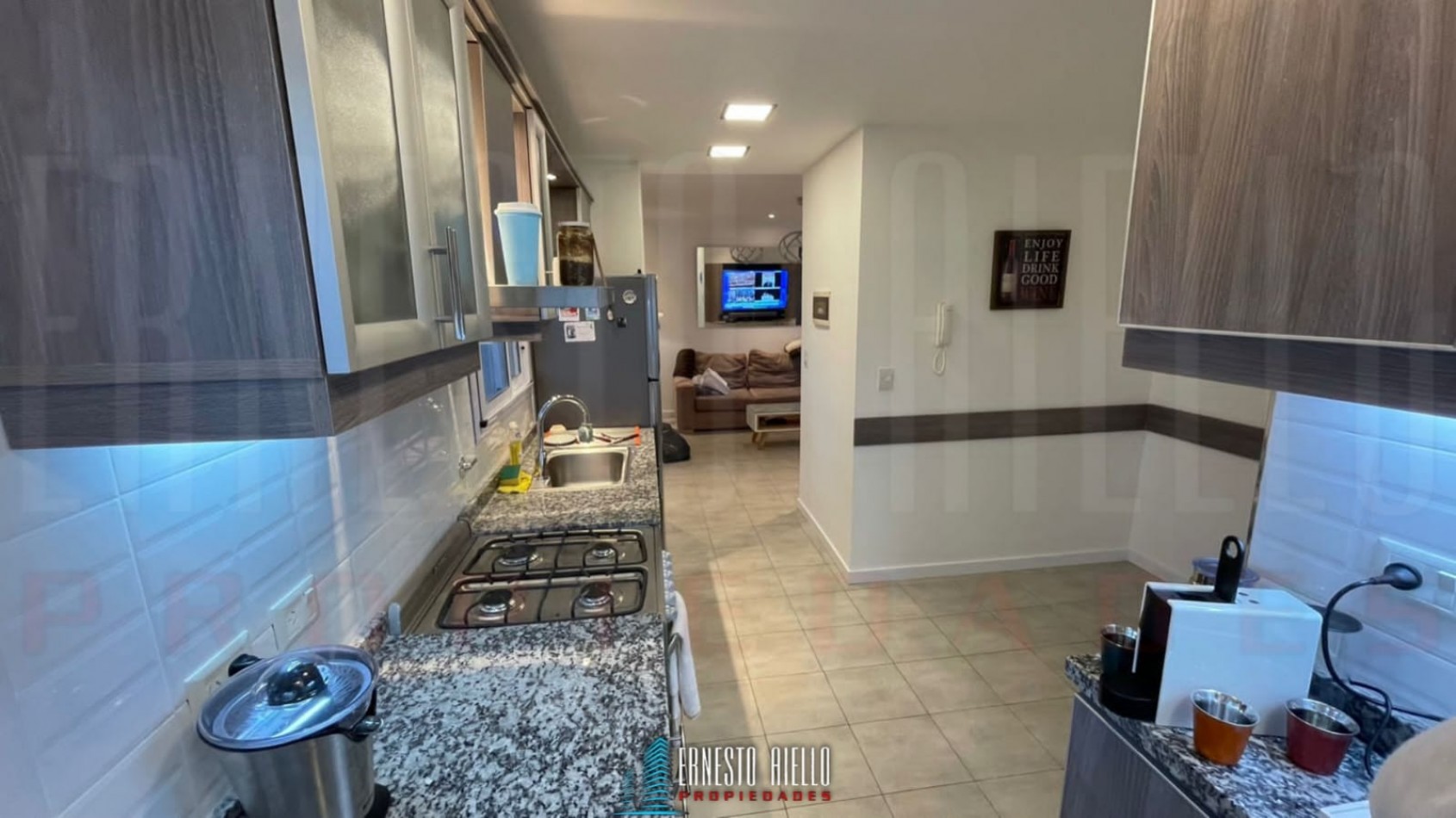 VENTA SEMIPISO 3 AMBIENTES, QUILMES. 