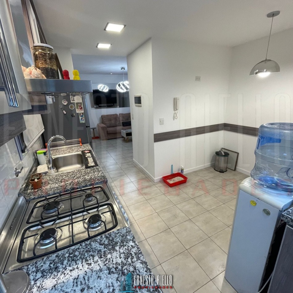 VENTA SEMIPISO 3 AMBIENTES, QUILMES. 