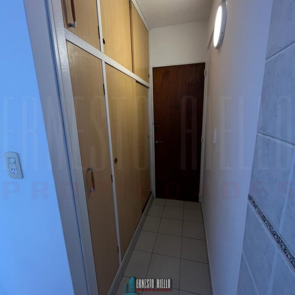 VENTA DPTO 3 AMBIENTES CON DEPENDENCIA DE SERVICIO. QUILMES CENTRO