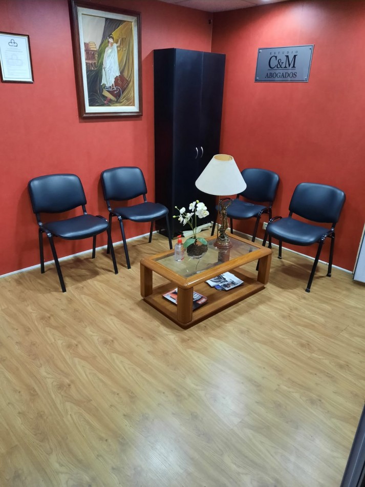 VENTA OFICINA DE 35M2 EN QUILMES CENTRO.