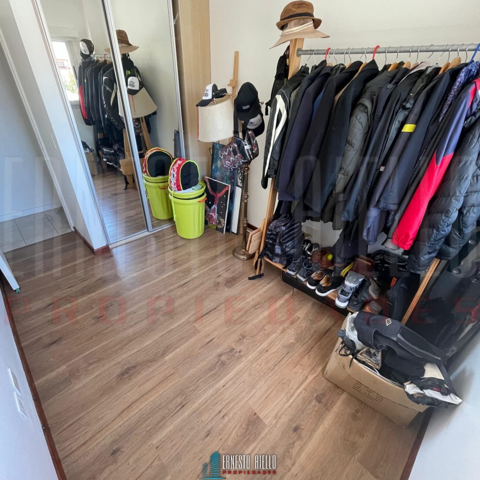 VENTA SEMIPISO 3 AMBIENTES, QUILMES. 