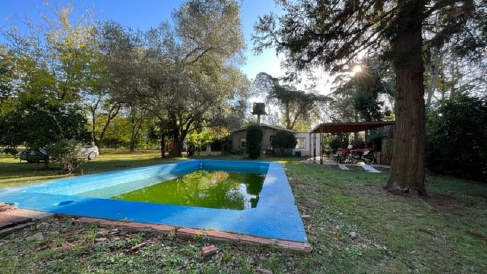 VENTA  HERMOSA QUINTA DE 3 HECTAREAS CON AÑEJA ARBOLADA, PILETA Y PARRILLA. 
