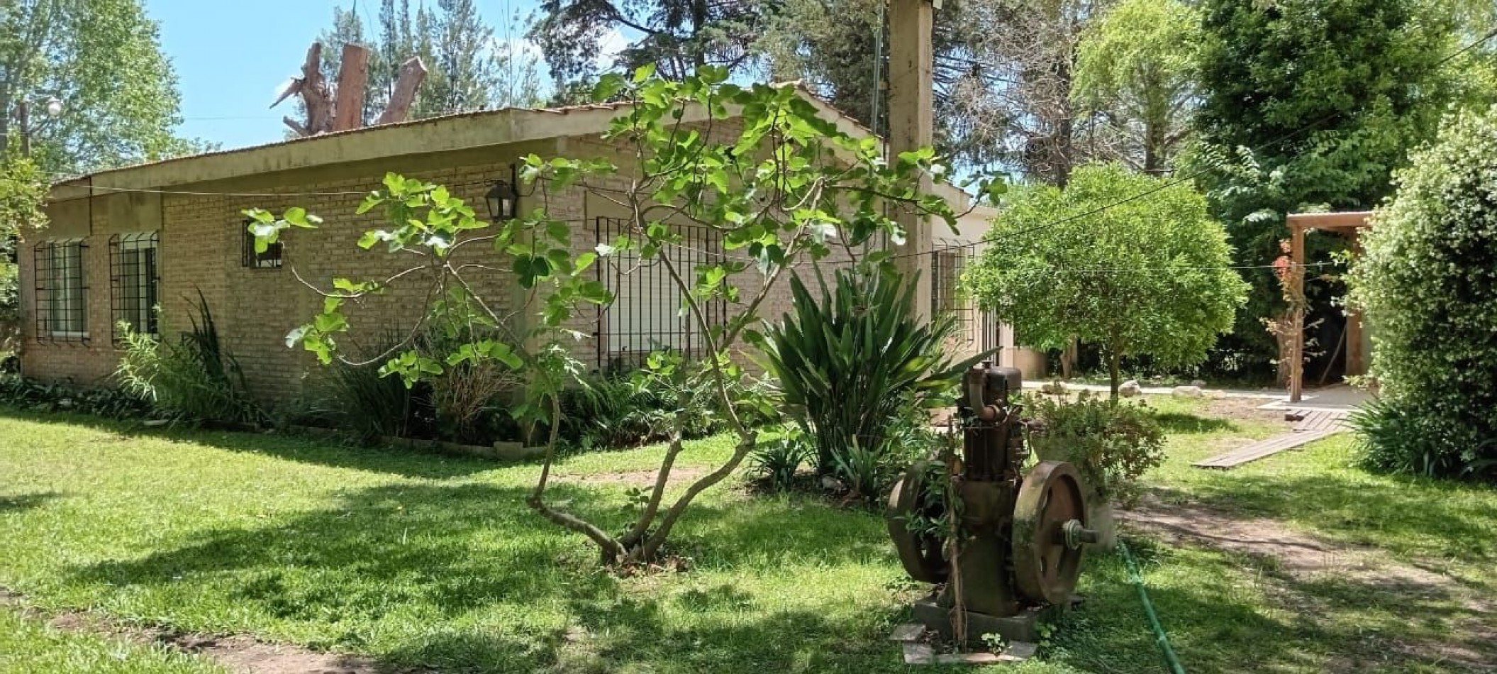VENTA  HERMOSA QUINTA DE 3 HECTAREAS CON AÑEJA ARBOLADA, PILETA Y PARRILLA. 
