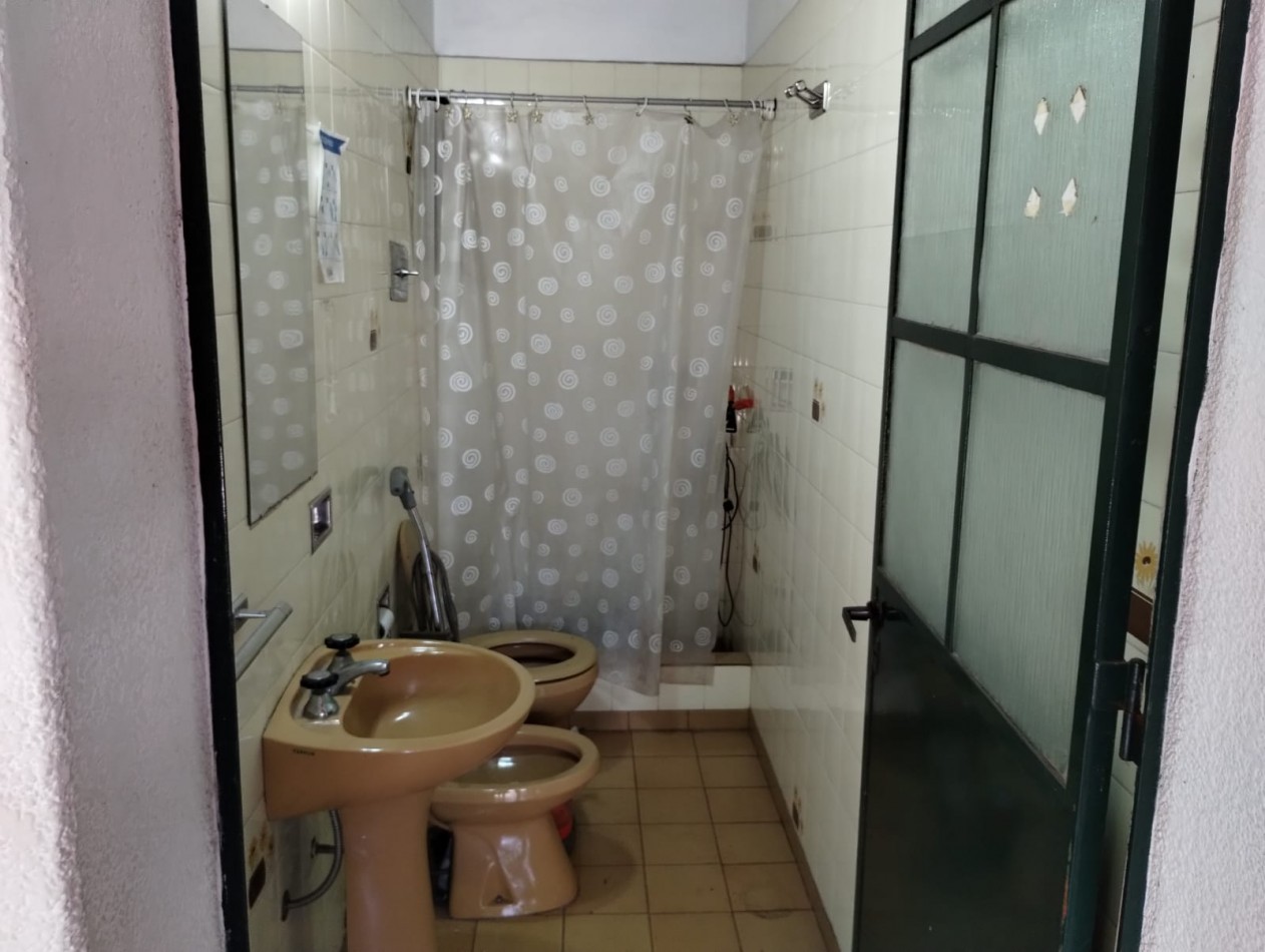 VENTA CASA 5 MBIENTES USO PROFESIONAL, QUILMES.