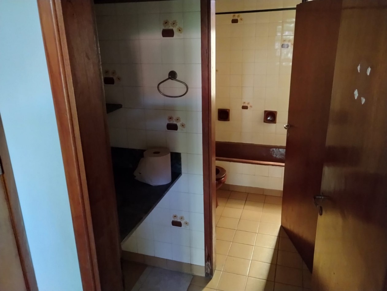 VENTA CASA 5 MBIENTES USO PROFESIONAL, QUILMES.