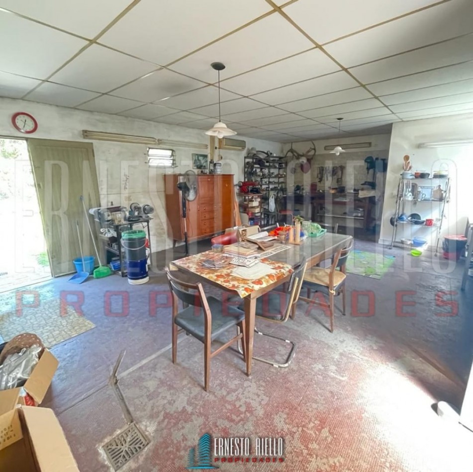 VENTA CHALET 3 AMBIENTES CON GARAGE, QUILMES OESTE. ¡IDEAL INVERSOR!