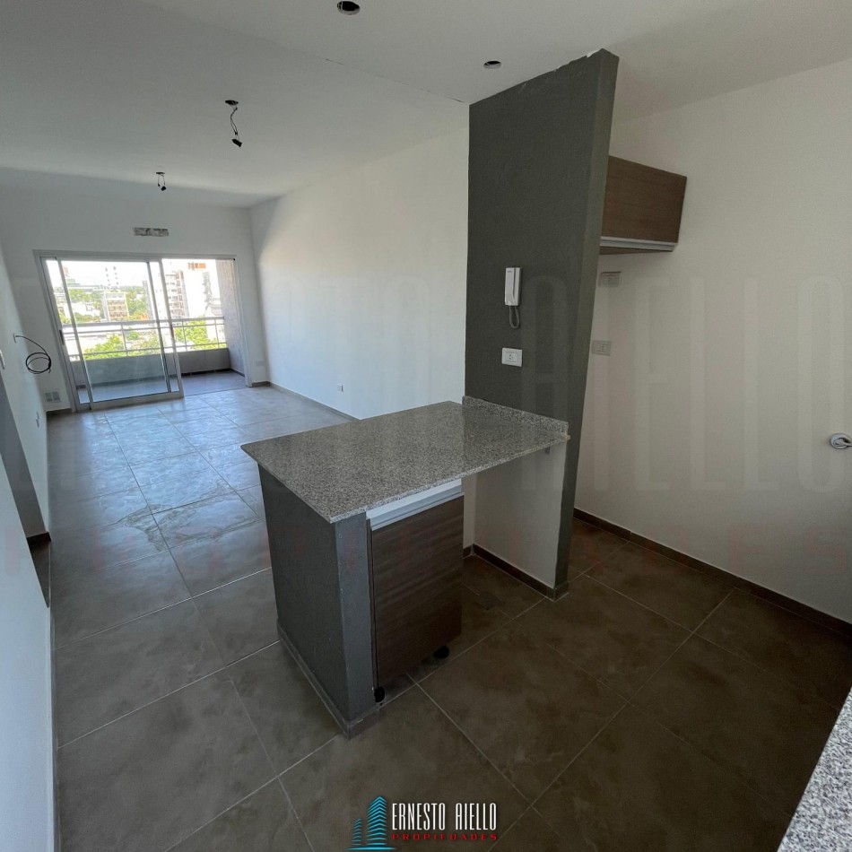 VENTA DEPARTAMENTO 3 AMBIENTES A ESTRENAR CON BALCON Y COCHERA, BERAZATEGUI CENTRO. 