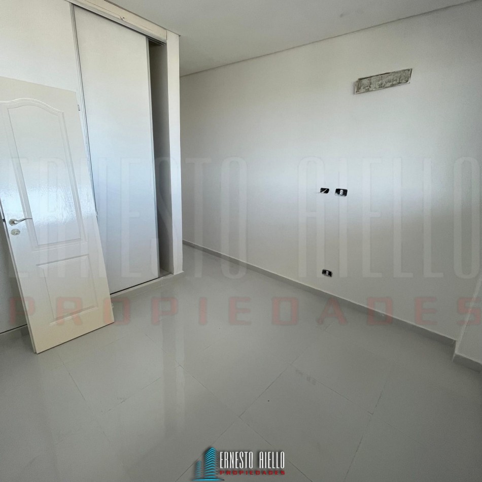 VENTA DEPARTAMENTO 3 AMBIENTES A ESTRENAR CON BALCON CORRIDO AL FRENTE, BERAZATEGUI. 