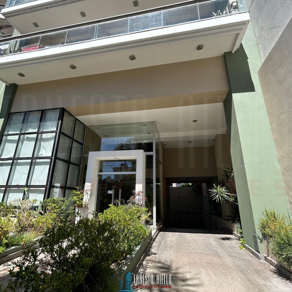 Alquiler excelente piso 4 amb en Olavarria 107. Quilmes centro.