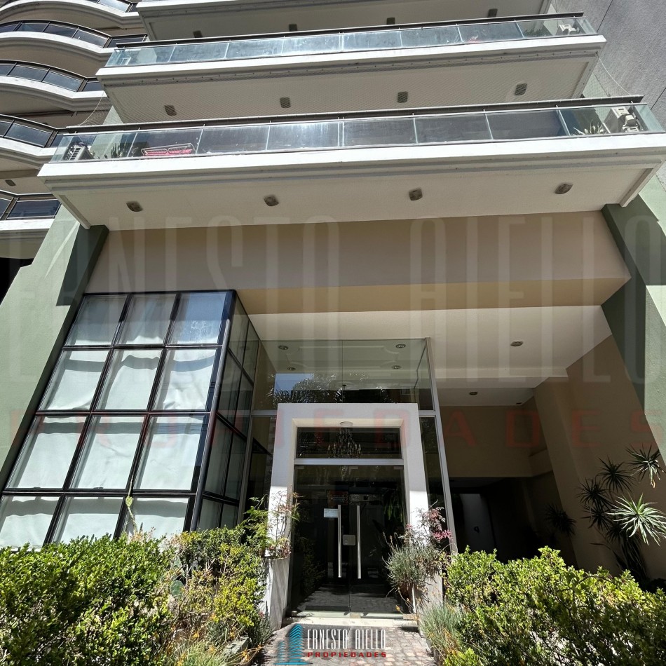 Alquiler excelente piso 4 amb en Olavarria 107. Quilmes centro.