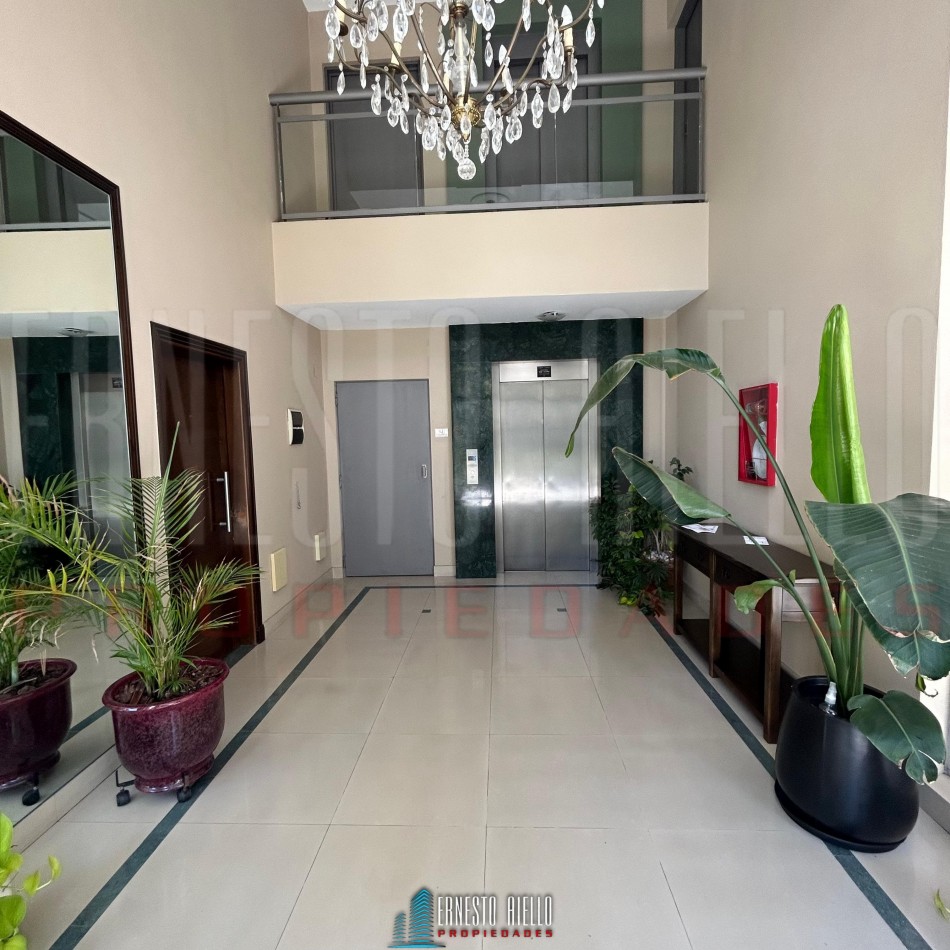 Alquiler excelente piso 4 amb en Olavarria 107. Quilmes centro.