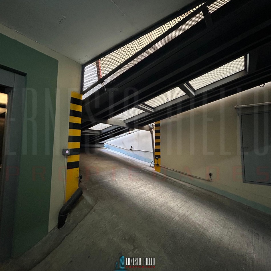 Alquiler excelente piso 4 amb en Olavarria 107. Quilmes centro.