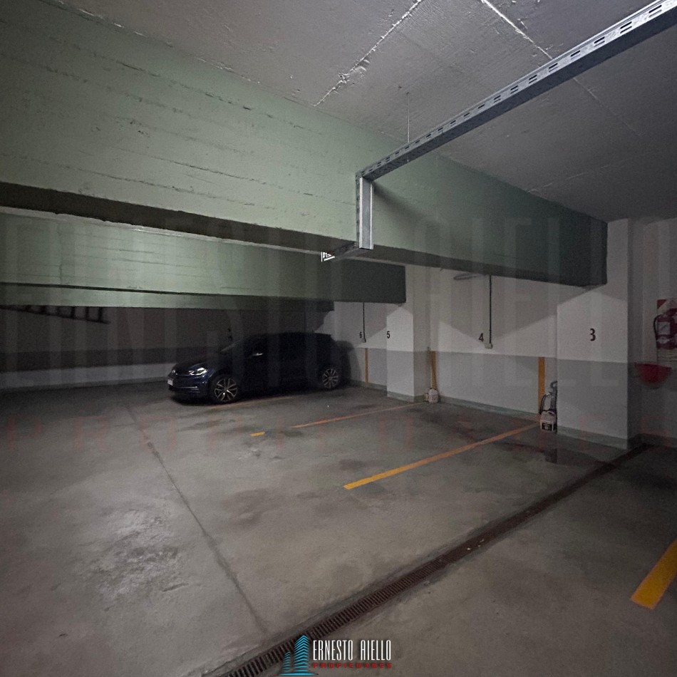 Alquiler excelente piso 4 amb en Olavarria 107. Quilmes centro.